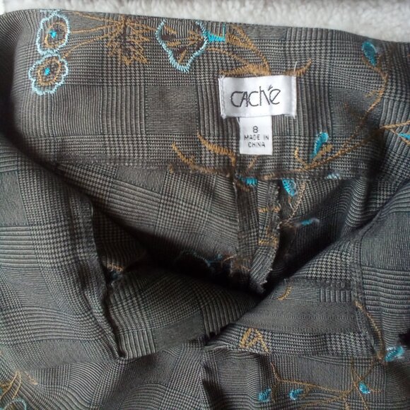 Cache Brown Pinstriped Floral Capri Pants Size: 8 - Picture 6 of 6